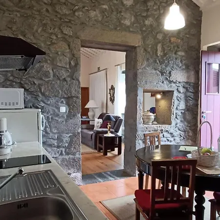 Casa Da Fonte In Сasa de vacaciones